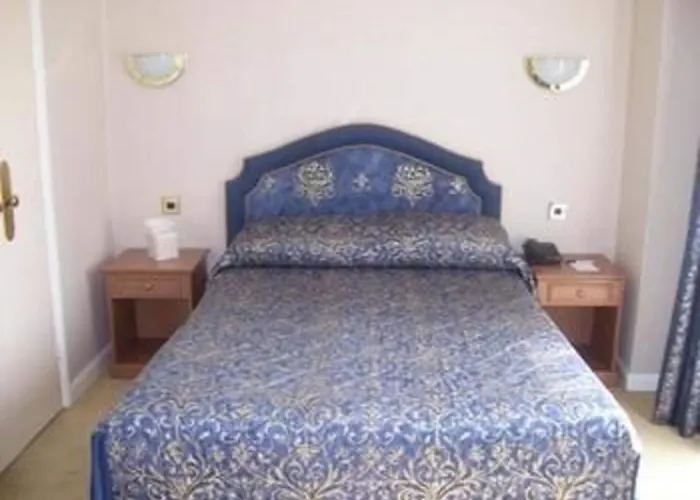 Barn Hotel London Ruislip